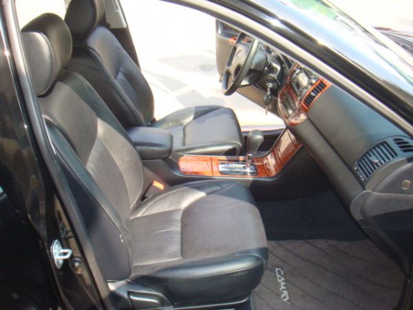 TOYOTA CAMRY 照片7