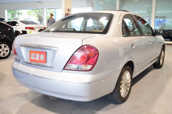 04 SENTRA M1 可全貸 照片2