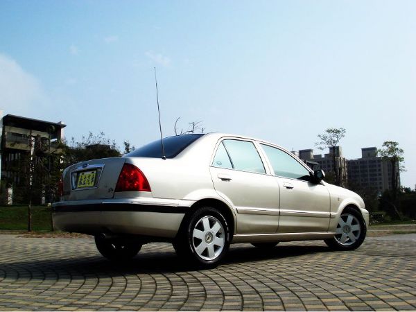 2000 FORD Tierra LS 照片3