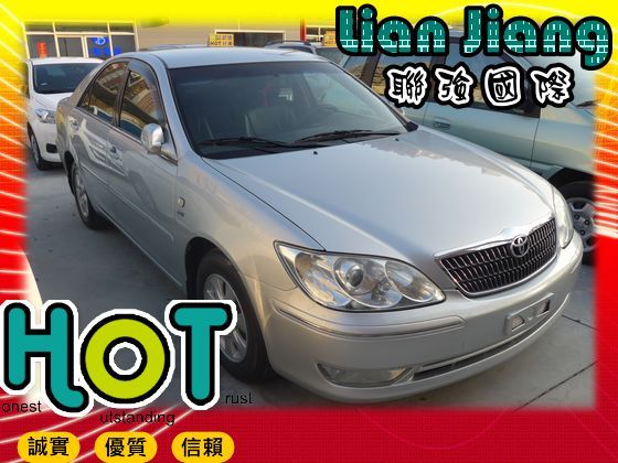 Toyota豐田 Camry  照片1