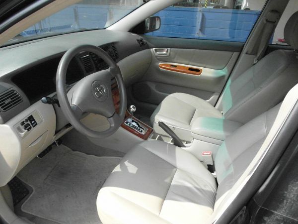 豐田 Altis 1.8 黑 照片3