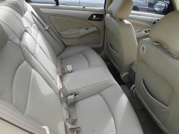 日產 Sentra M1 1.8銀 照片6