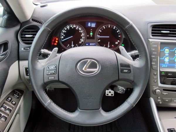 Lexus 凌志 IS250 2.5灰 照片3