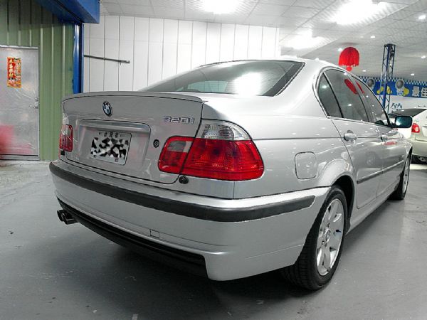 品皇 02年 E46 BMW 320I 照片3