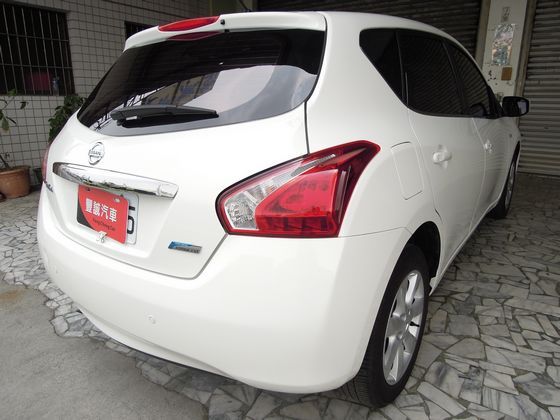 Nissan 日產 Tiida  照片10