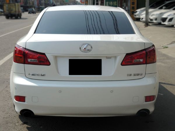 ▲全額貸 06年 Lexus IS250 照片9