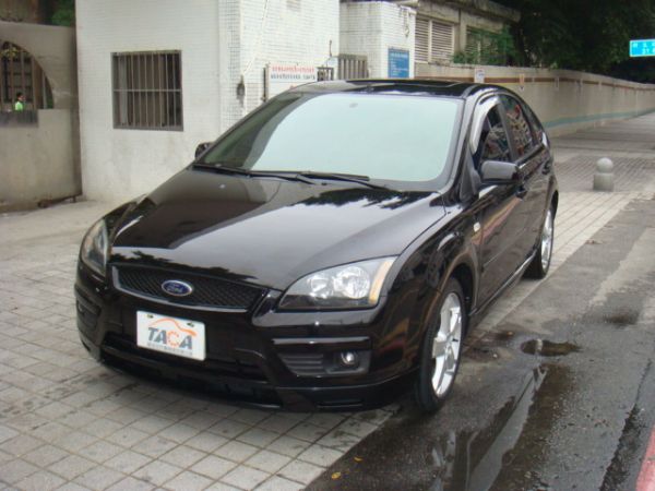 FORD FOCUS 手排 照片1