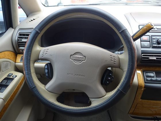 Nissan 日產 Serena QRV 照片5