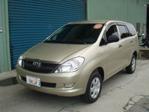 TOYOTA INNOVA 照片1