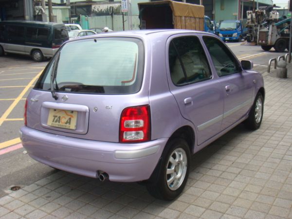 NISSAN MARCH 照片2