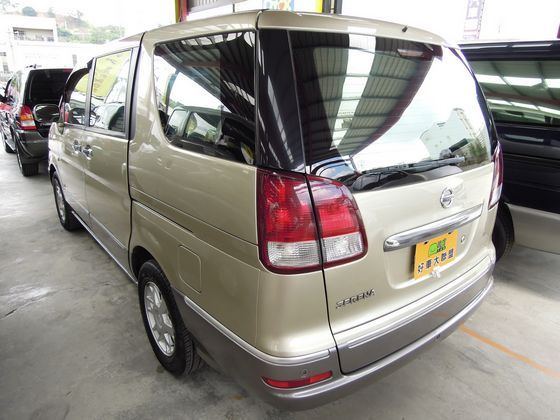 Nissan 日產 Serena QRV 照片10