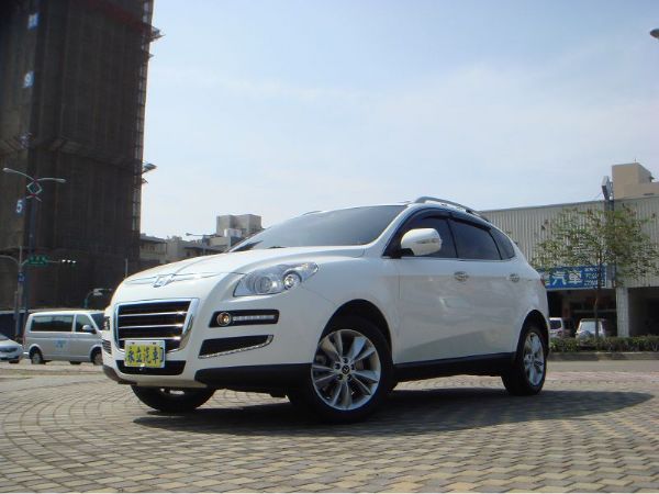 2011 LUXGEN SUV 照片8