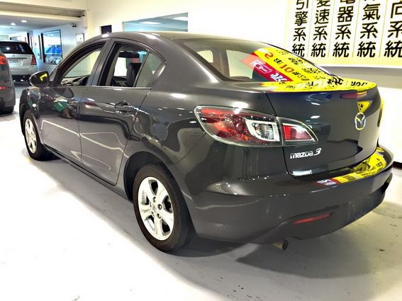 馬3 MAZDA3 可全貸 照片3