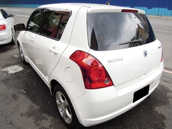 Suzuki 鈴木 Swift 照片10