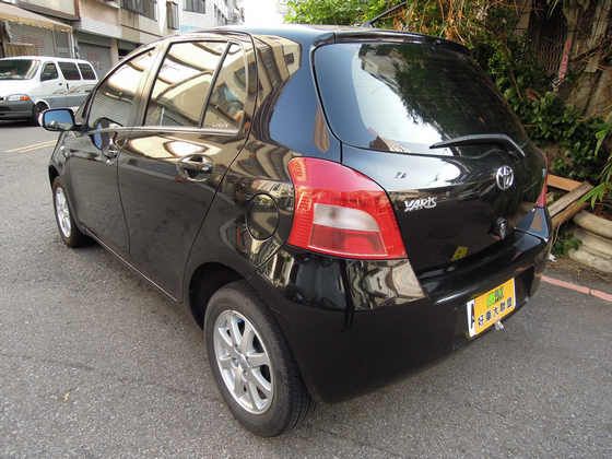 Toyota豐田 Yaris 照片10