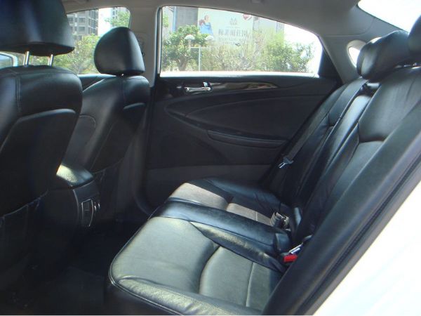 2011 Sonata 2.4 照片5