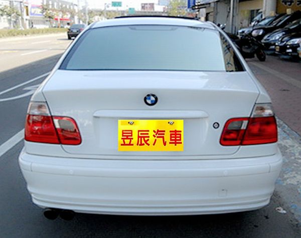 BMW 寶馬 318i  照片4