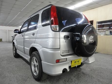 Daihatsu 大發 Terios 照片10