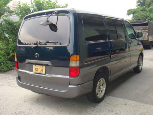 TOYOTA HIACE 照片2