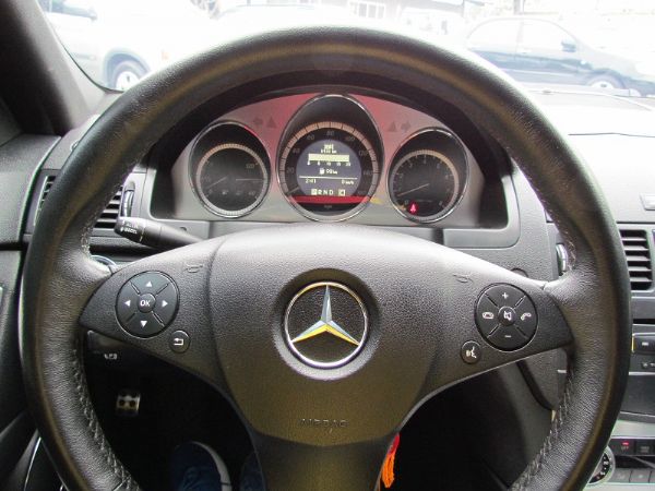 2009 BENZ C300 3.0 白 照片8