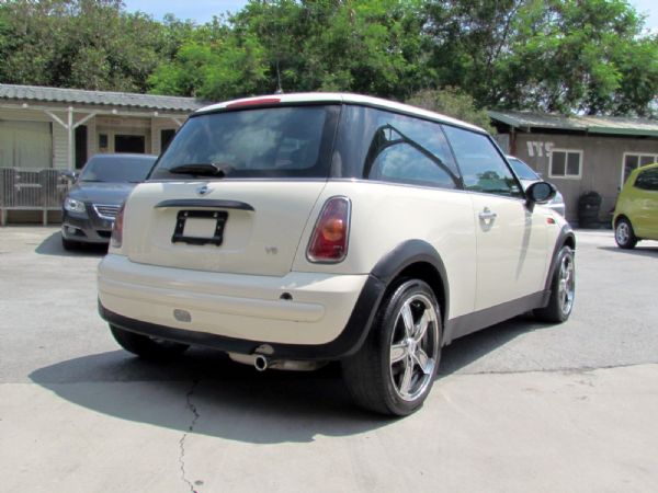 2003年 迷你 Mini 1.6 米白 照片5