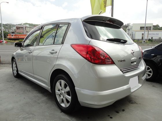 Nissan 日產 Tiida 照片10