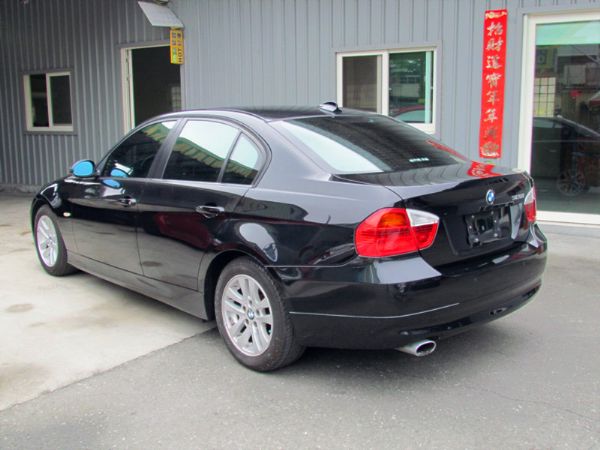 2008 BMW 320I 2.0 黑色 照片4