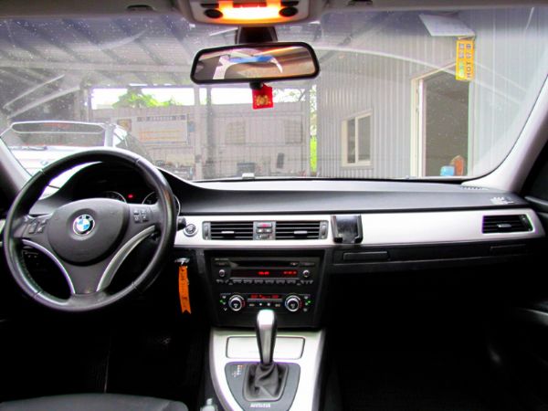 2008 BMW 320I 2.0 黑色 照片7