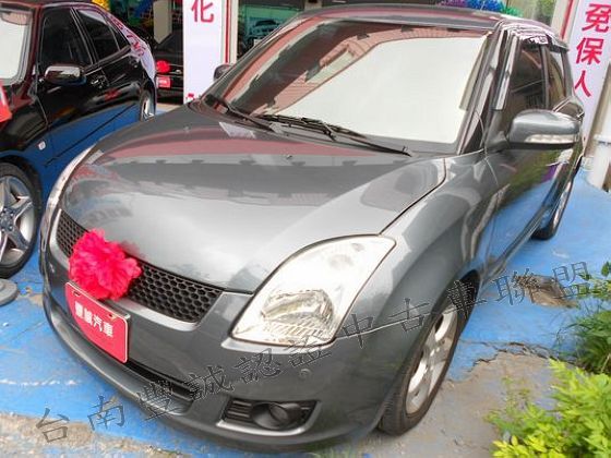 Suzuki 鈴木  Swift 照片1