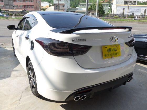 Hyundai 現代 Elantra 照片10