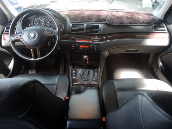 全額貸 ㊣2003 BMW 320I 照片3