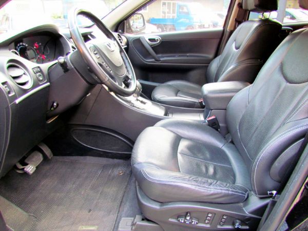 2011年 納智捷 7SUV 2.2 黑 照片6