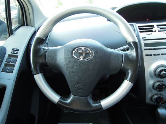 2007 Toyota豐田 Yaris  照片5