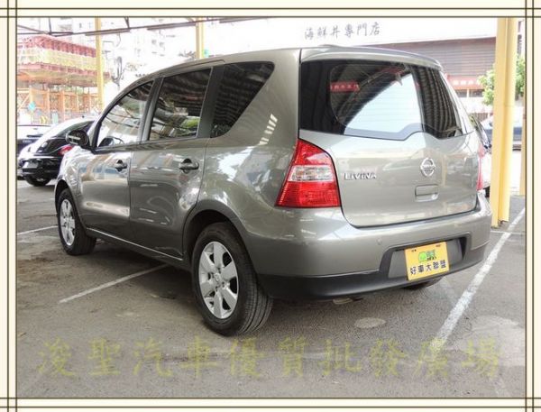 2012 Livina 18萬 照片7