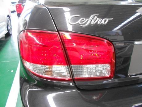 日產 Cefiro 2.0 黑 照片9