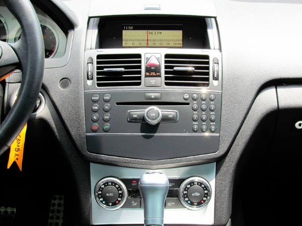 2007 賓士 C300 3.0白 照片8