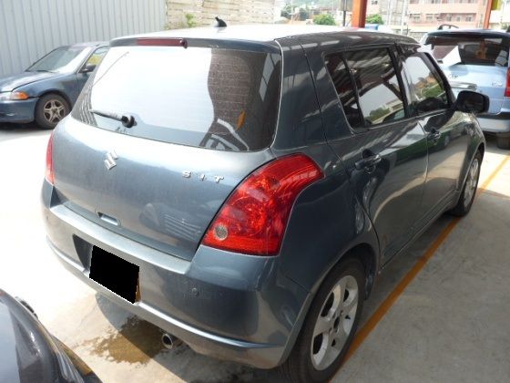 2006Suzuki Swift 1.5 照片10