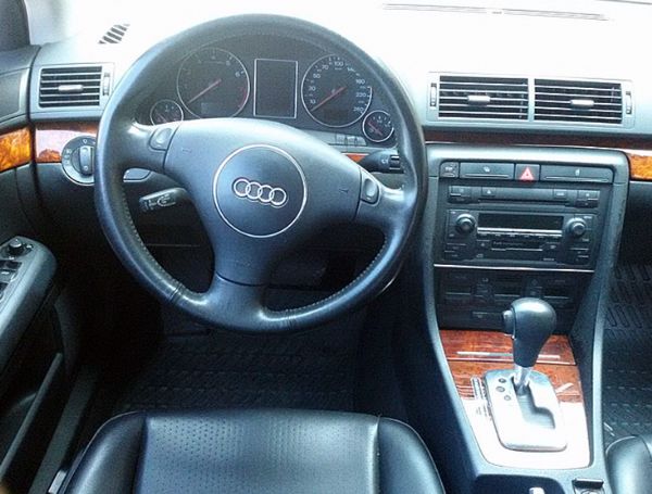 AUDI 奧迪  A4 1.8T  照片5