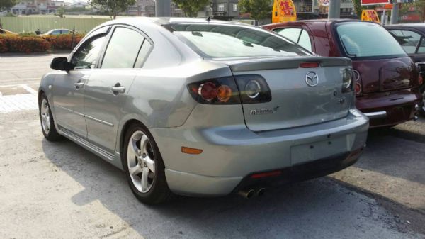 2005 Mazda 馬3S 2.0 照片9