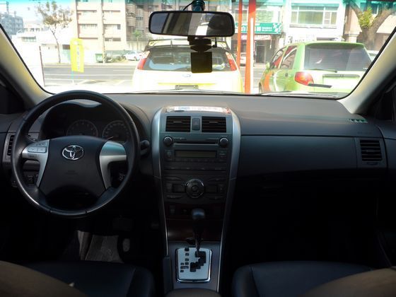 豐田 Vios 1.5 白 照片2