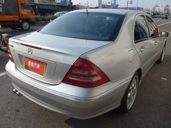  Benz 賓士C-Class C240 照片10