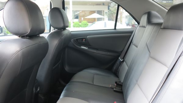 2010年 VIOS 1.5 E 照片4