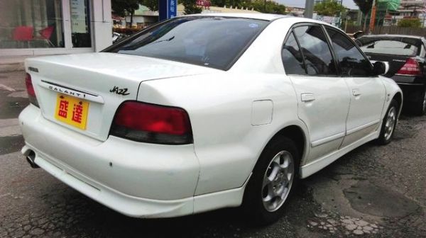 2000 三菱 Galant 2.0 照片6