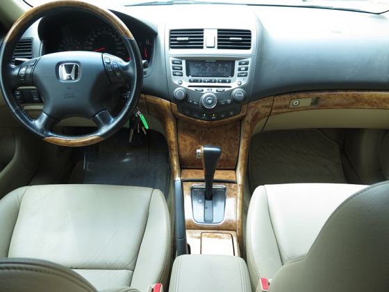 2005年 Honda本田 Accord 照片2