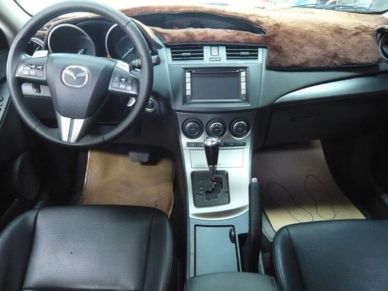 2010年 Mazda 馬自達 馬3S 照片2