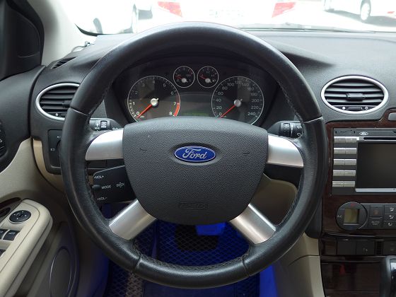 Ford 福特  Focus 照片5