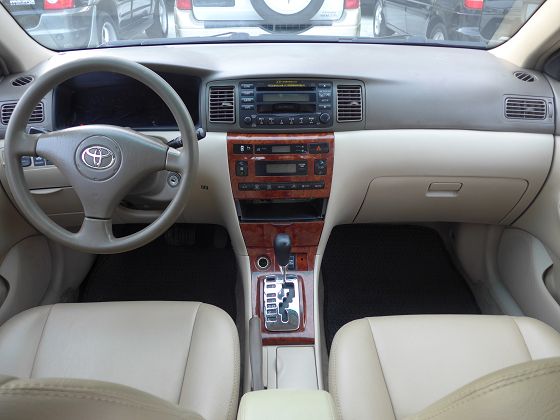 Toyota豐田  Altis 照片2