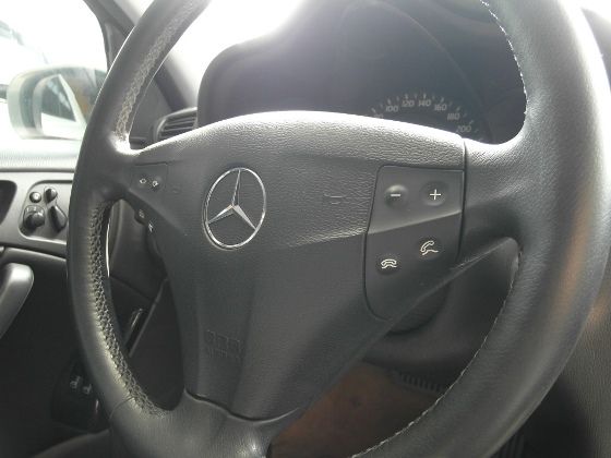 Benz 賓士 C200K 1.8 照片4