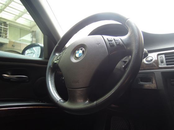 BMW 寶馬/320 I 照片3