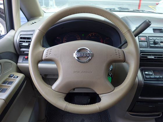 2003 Nissan QRV  2.0 照片3